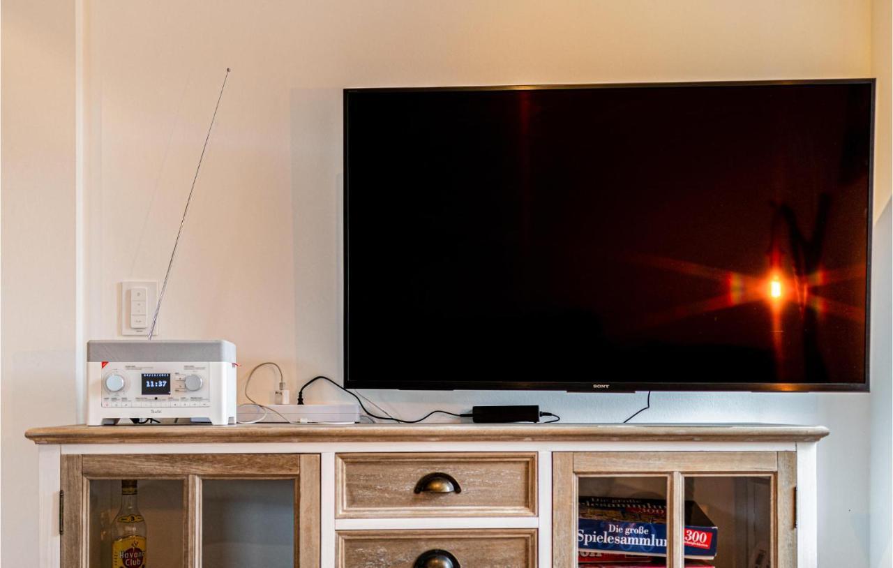 Stunning home in Friedrichskoog with 2 Bedrooms, Sauna&WiFi Exterior foto